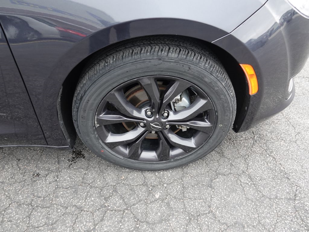 Chrysler Pacifica Touring-L 2020