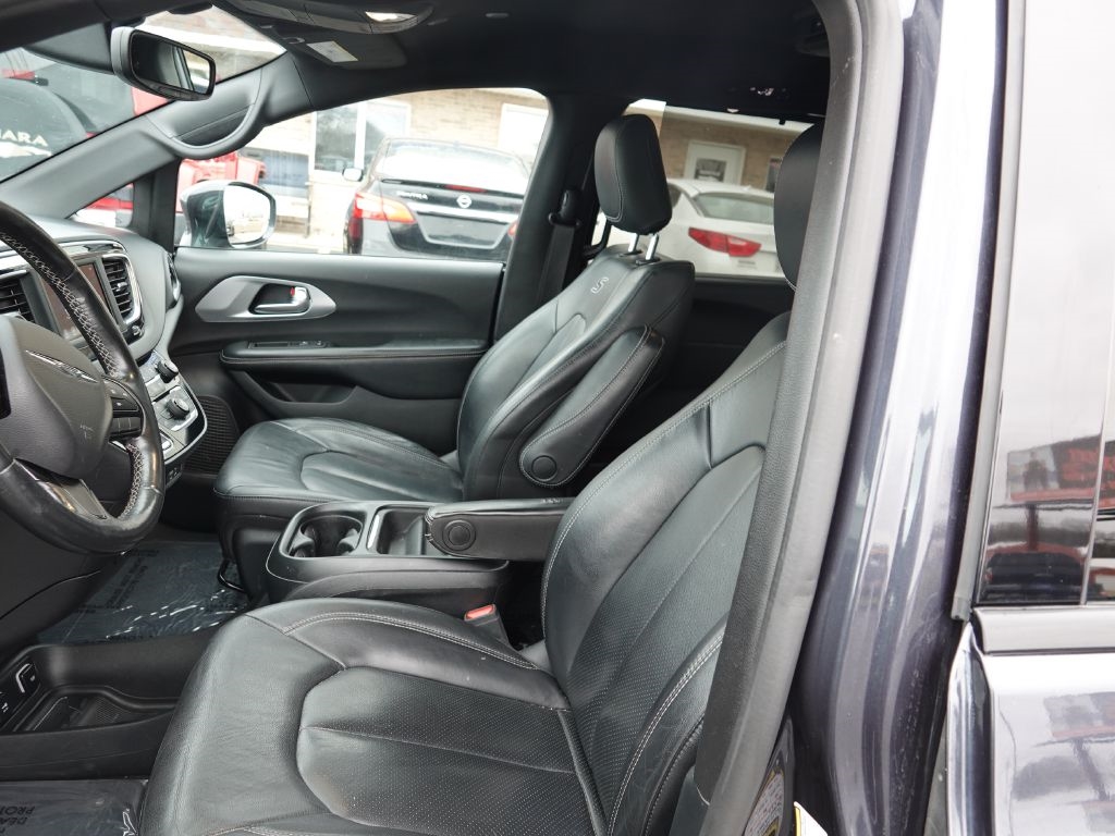 Chrysler Pacifica Touring-L 2020