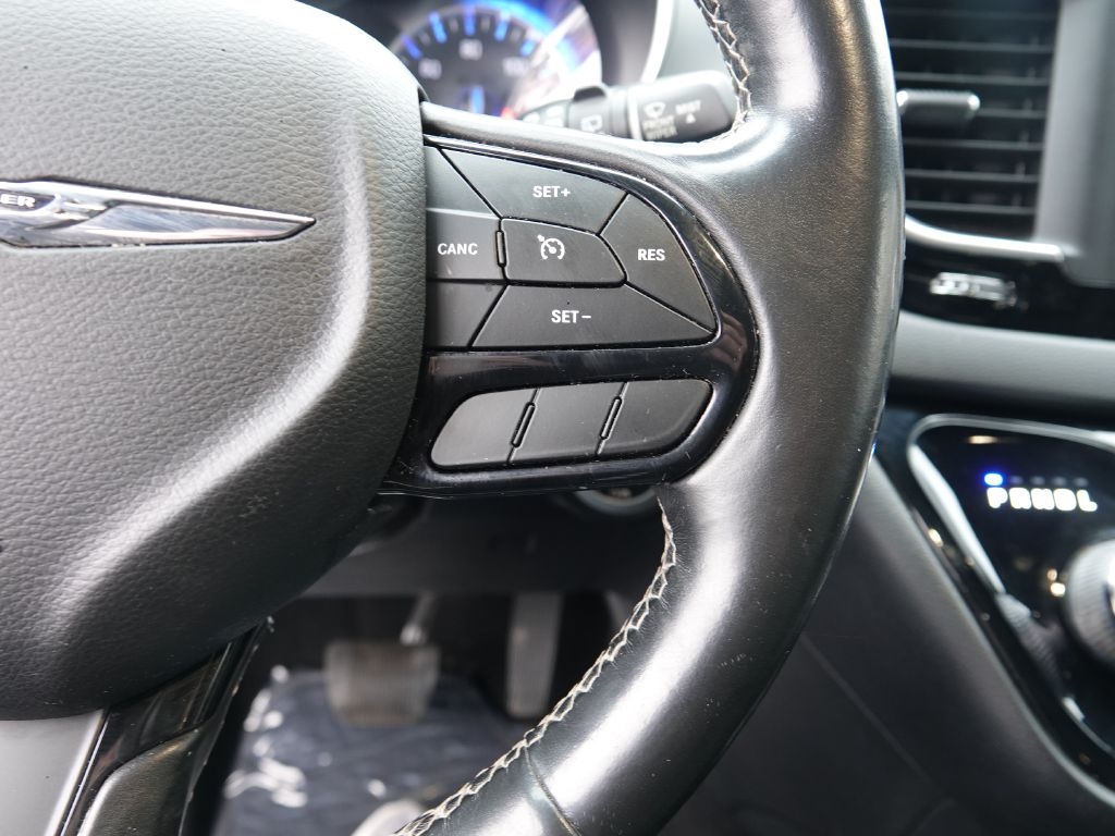 Chrysler Pacifica Touring-L 2020