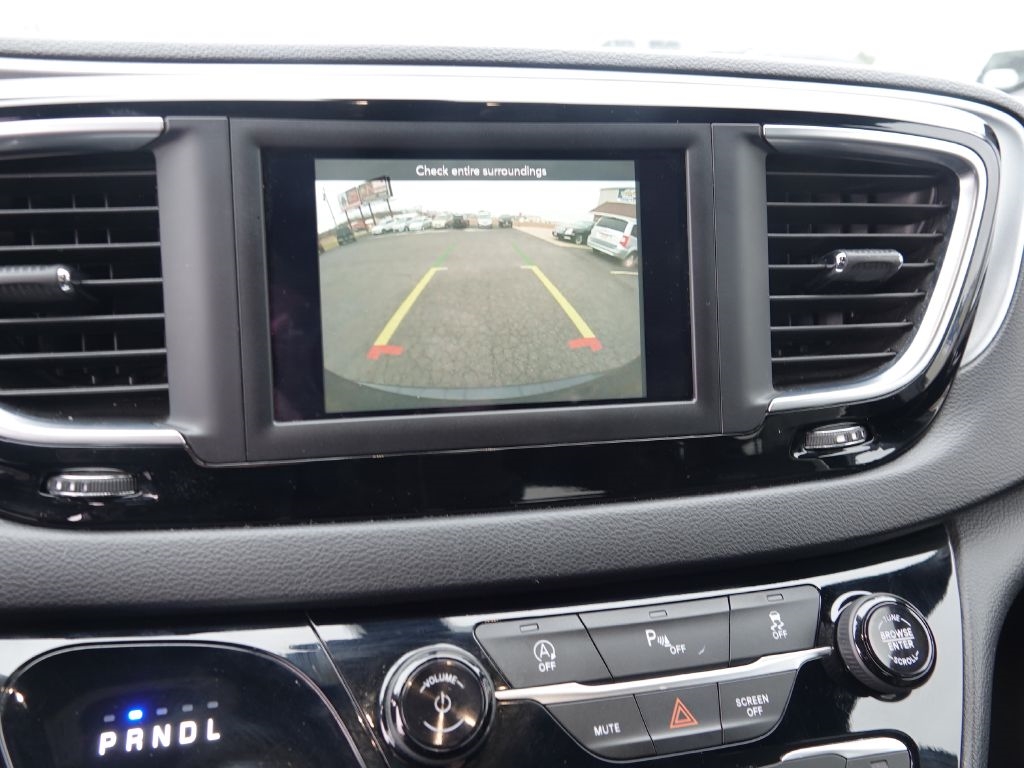 Chrysler Pacifica Touring-L 2020