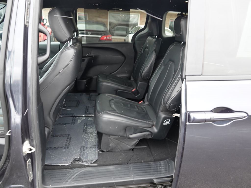 Chrysler Pacifica Touring-L 2020