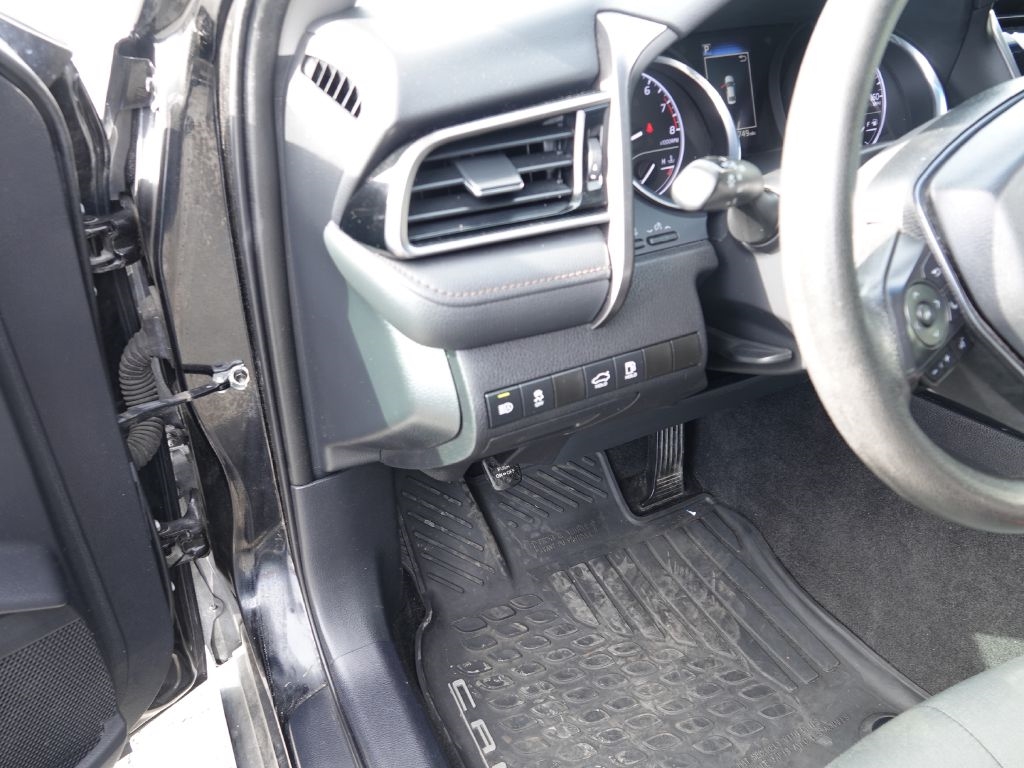 Toyota Camry LE 2020