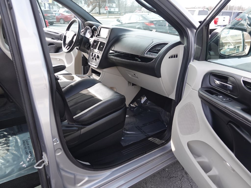 Dodge Grand Caravan SXT 2019