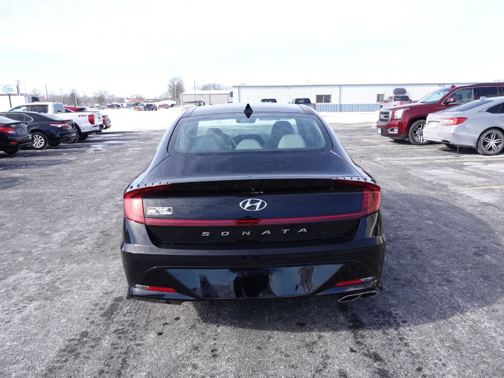 Hyundai Sonata SEL 2021