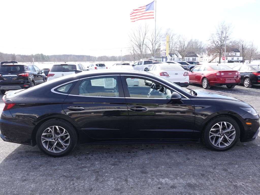 Hyundai Sonata SEL 2021