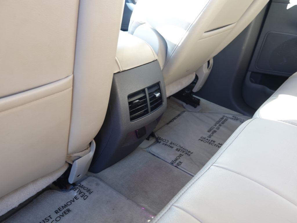 Ford Edge Limited FWD 2011