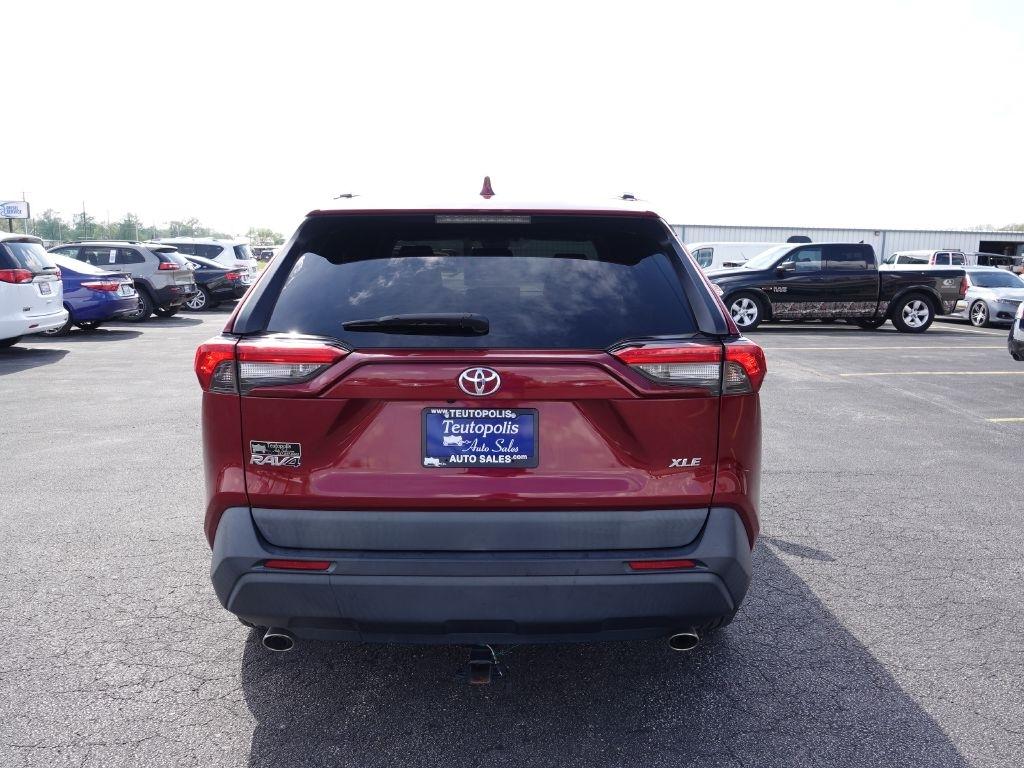 Toyota RAV4 XLE 2019