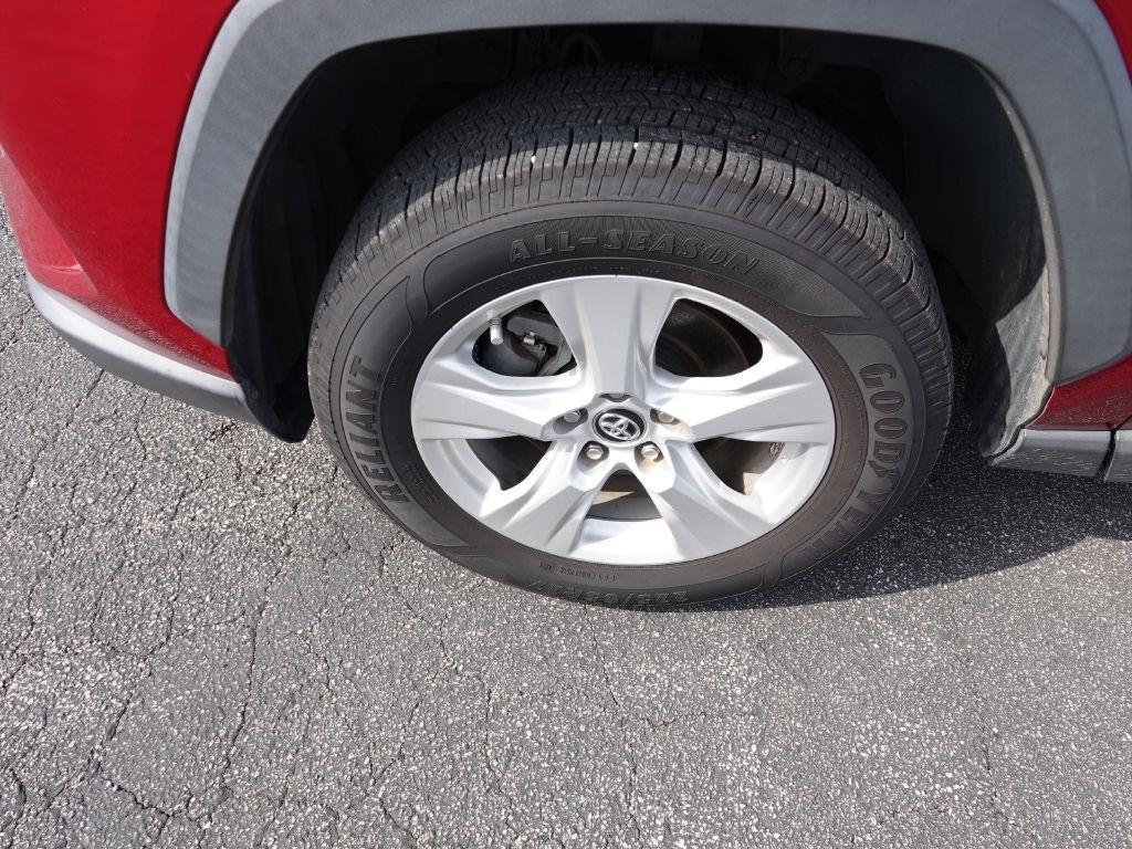 Toyota RAV4 XLE 2019