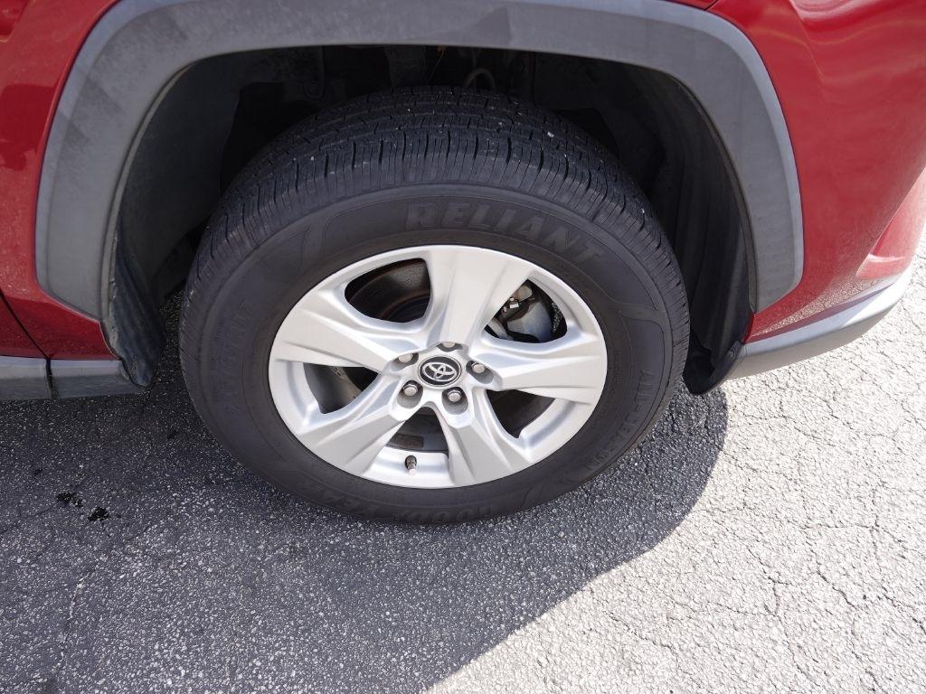 Toyota RAV4 XLE 2019