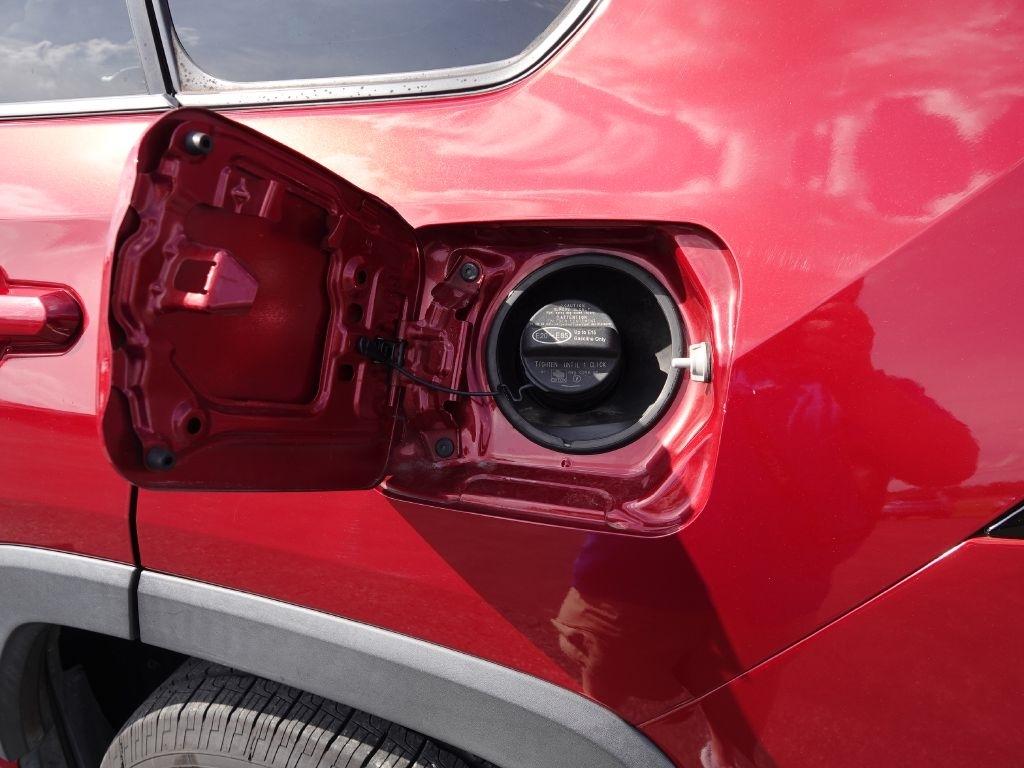 Toyota RAV4 XLE 2019