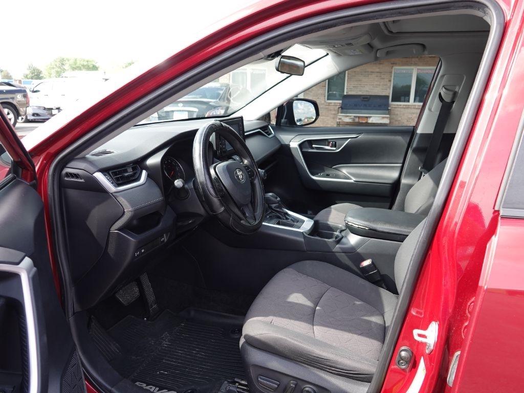 Toyota RAV4 XLE 2019