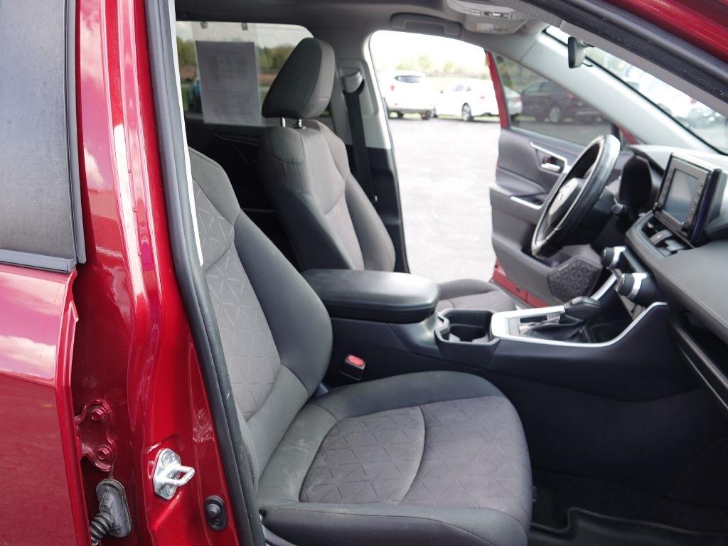Toyota RAV4 XLE 2019