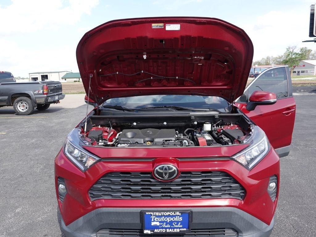 Toyota RAV4 XLE 2019