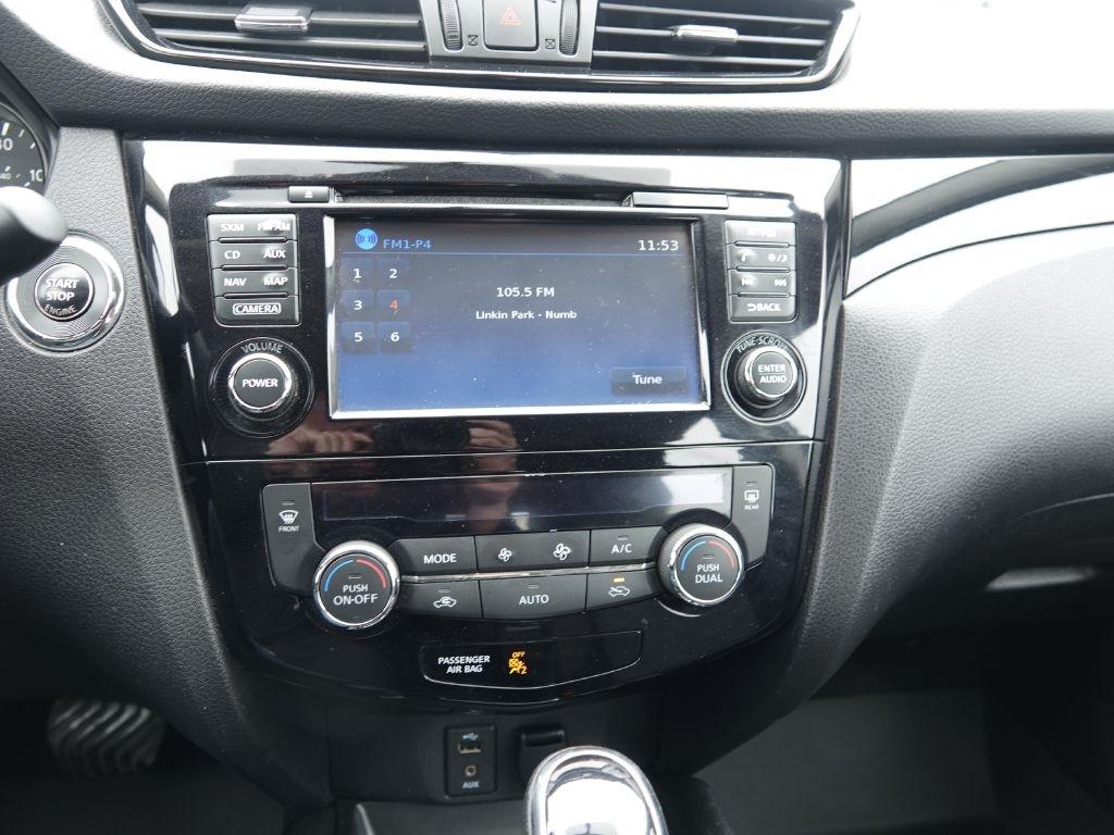 Nissan Rogue Sport S AWD 2017