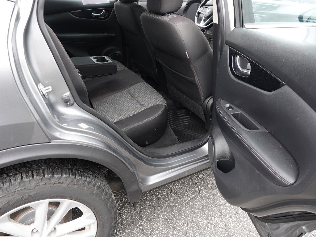 Nissan Rogue Sport S AWD 2017