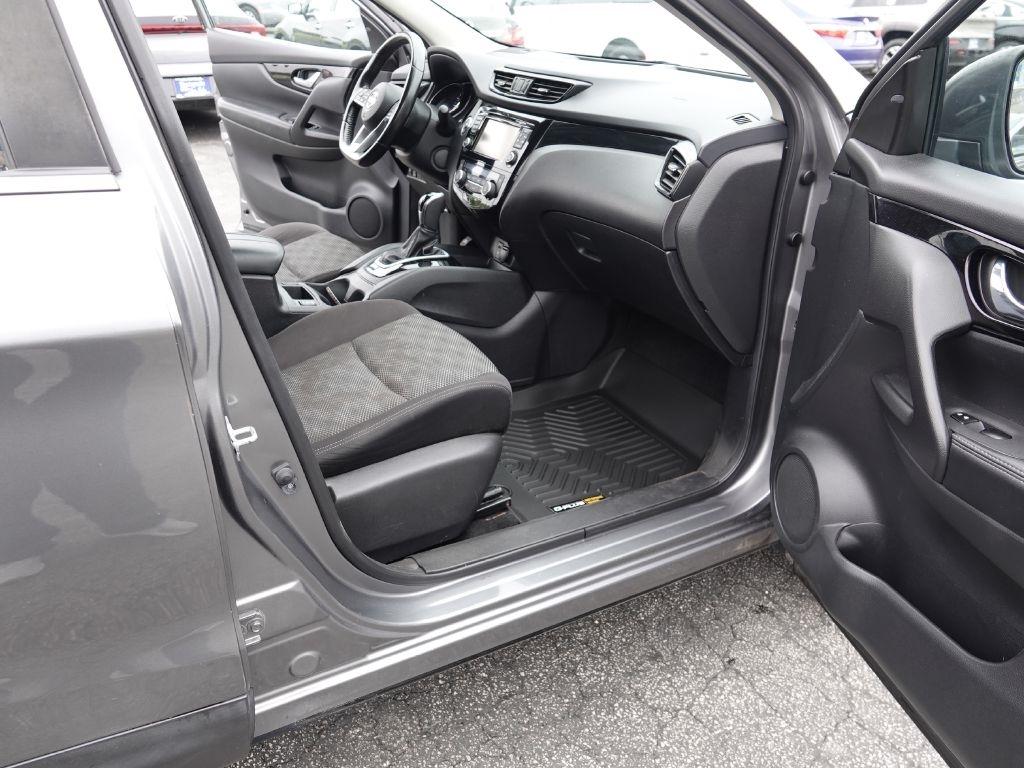 Nissan Rogue Sport S AWD 2017