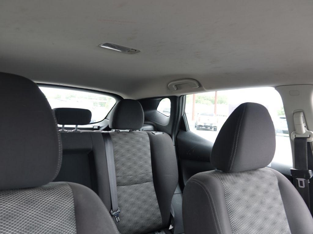 Nissan Rogue Sport S AWD 2017