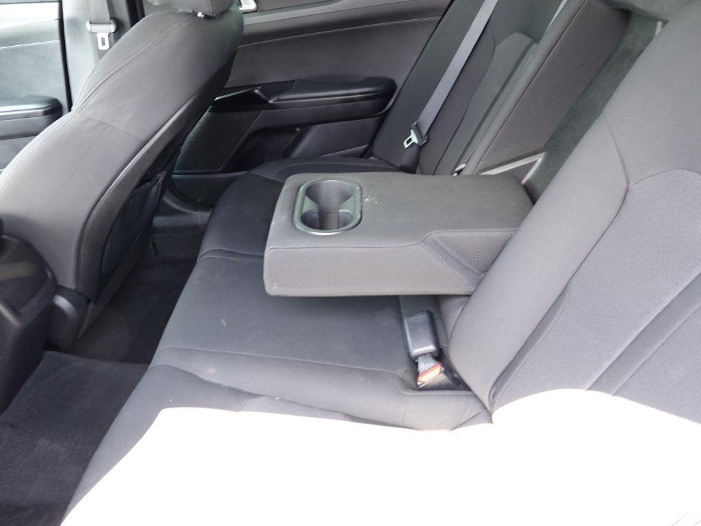 Kia K5 LXS 2021