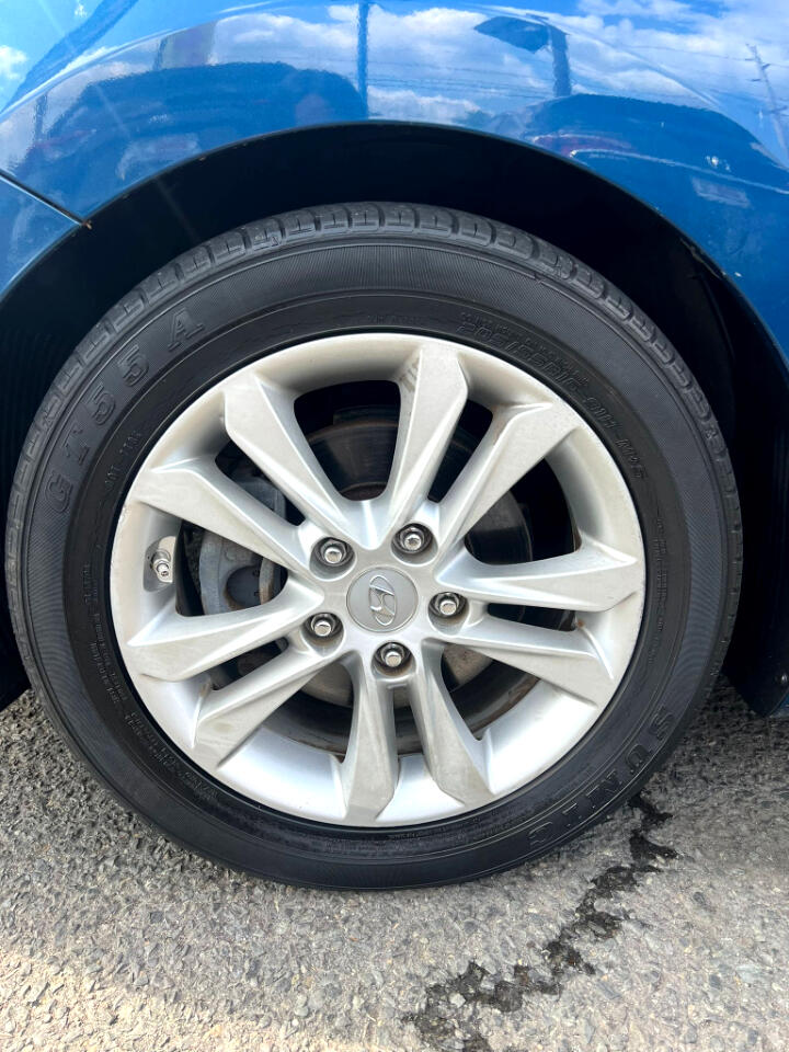 Hyundai Elantra GT A/T 2014 Hyundai Elantra GT A/T 2014