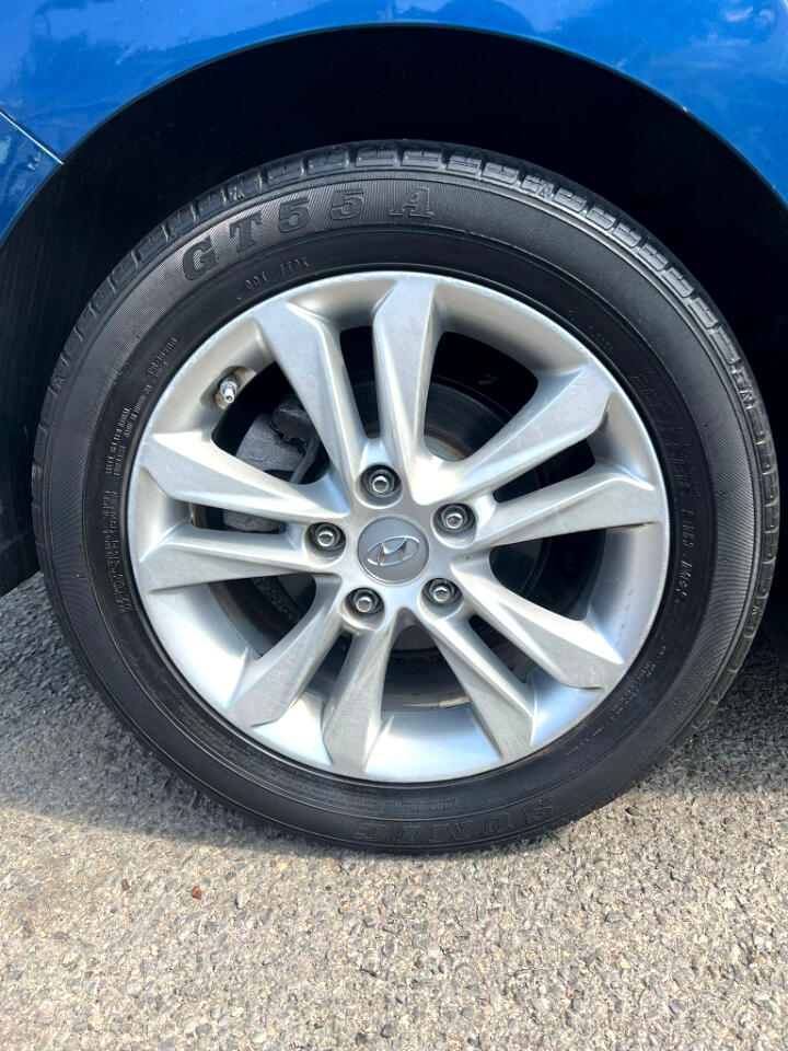 Hyundai Elantra GT A/T 2014 Hyundai Elantra GT A/T 2014