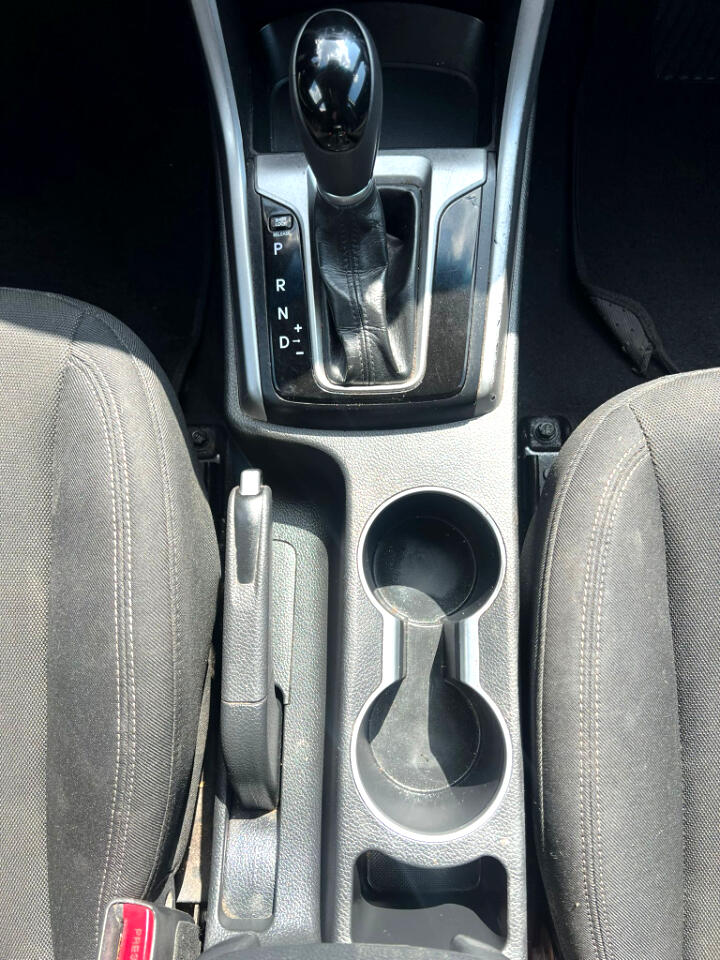 Hyundai Elantra GT A/T 2014 Hyundai Elantra GT A/T 2014