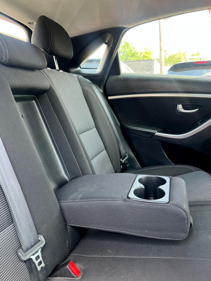 Hyundai Elantra GT A/T 2014 Hyundai Elantra GT A/T 2014
