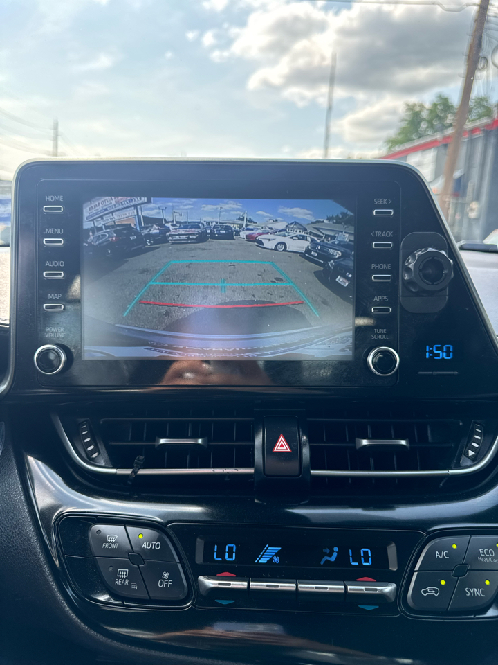 Toyota C-HR LE 2019 Toyota C-HR LE 2019