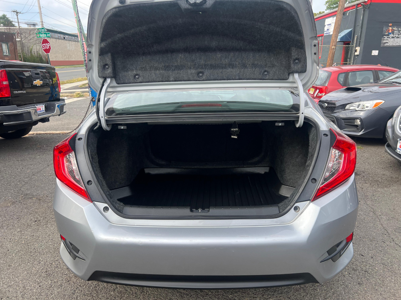Honda Civic EX Sedan CVT 2018 Honda Civic EX Sedan CVT 2018