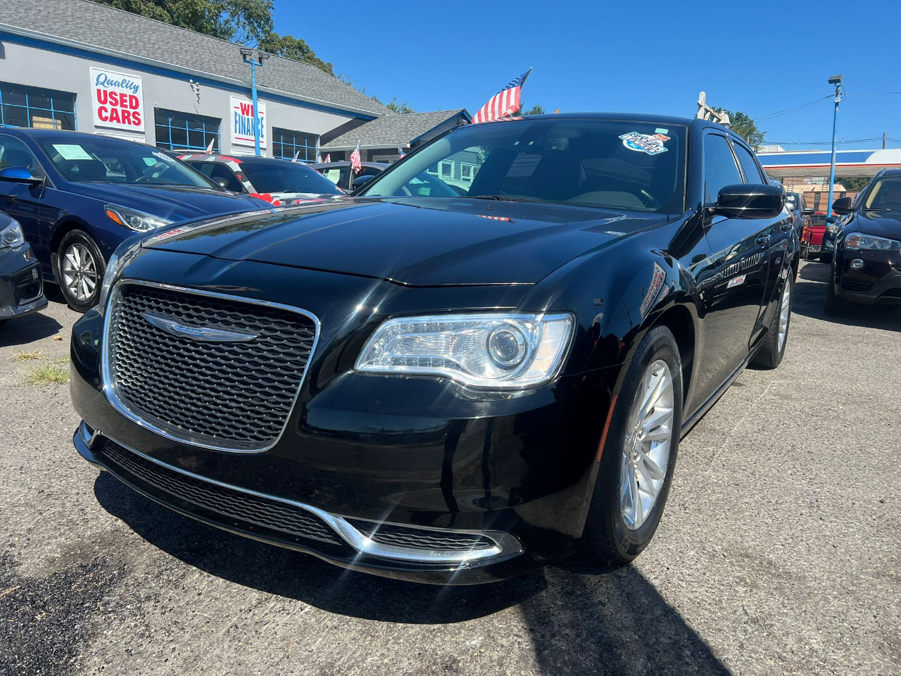 Chrysler 300 Limited RWD 2017 Chrysler 300 Limited RWD 2017