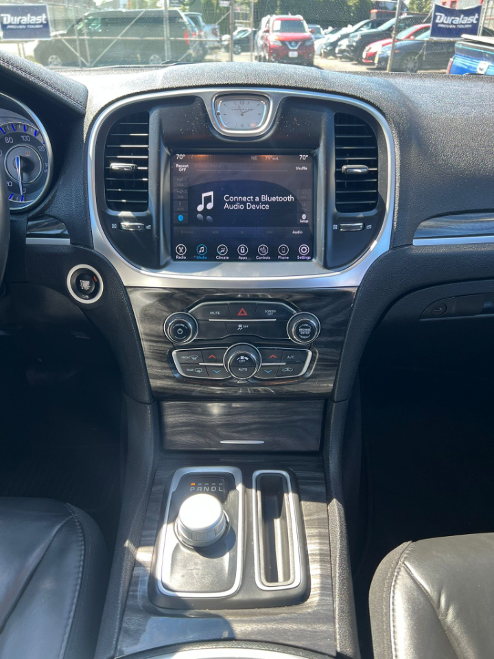Chrysler 300 Limited RWD 2017 Chrysler 300 Limited RWD 2017