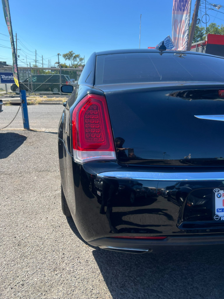 Chrysler 300 Limited RWD 2017 Chrysler 300 Limited RWD 2017