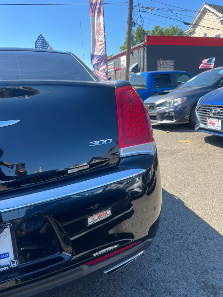 Chrysler 300 Limited RWD 2017 Chrysler 300 Limited RWD 2017