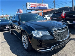2017 Chrysler 300  2017 Chrysler 300