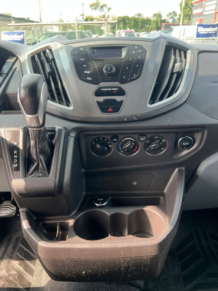 Ford Transit 250 Van Med. Roof w/Sliding Pass. 130-in. WB 2015