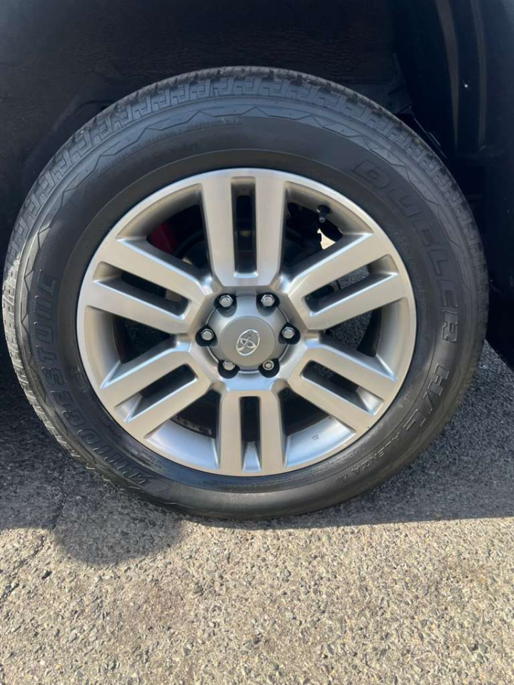 Toyota 4Runner SR5 4WD 2013 Toyota 4Runner SR5 4WD 2013
