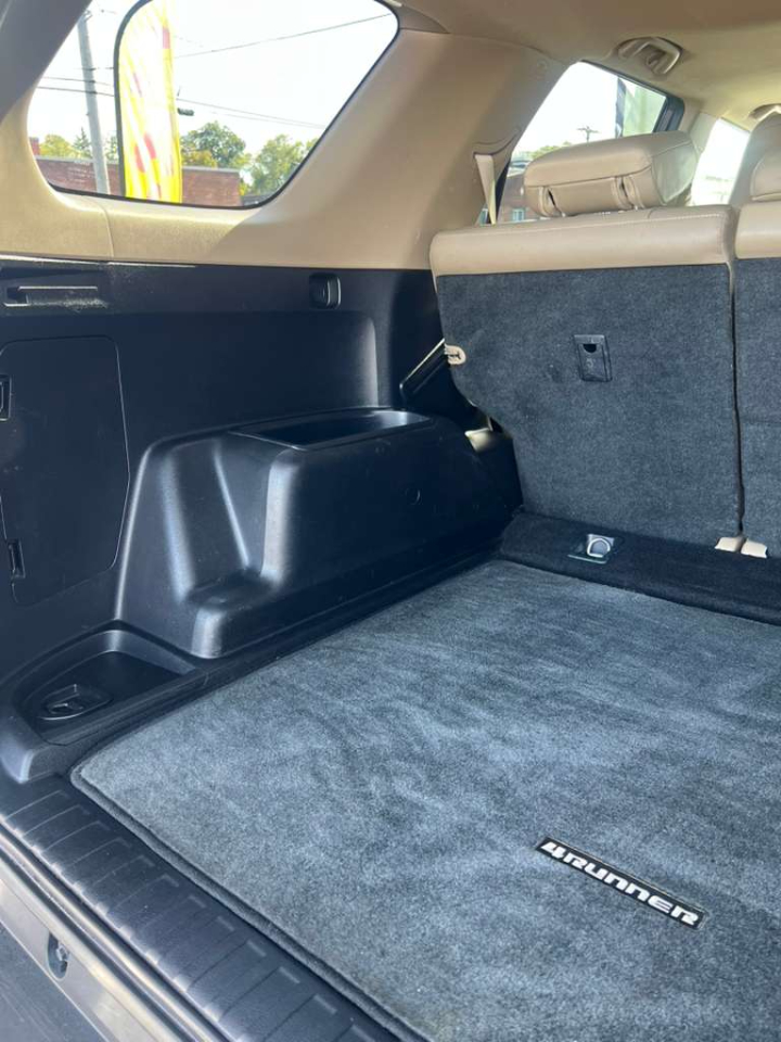 Toyota 4Runner SR5 4WD 2013 Toyota 4Runner SR5 4WD 2013