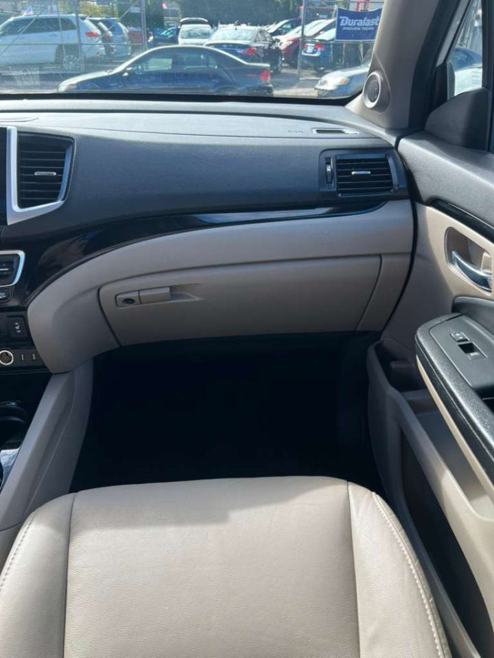 Honda Pilot Touring 4WD 2016 Honda Pilot Touring 4WD 2016