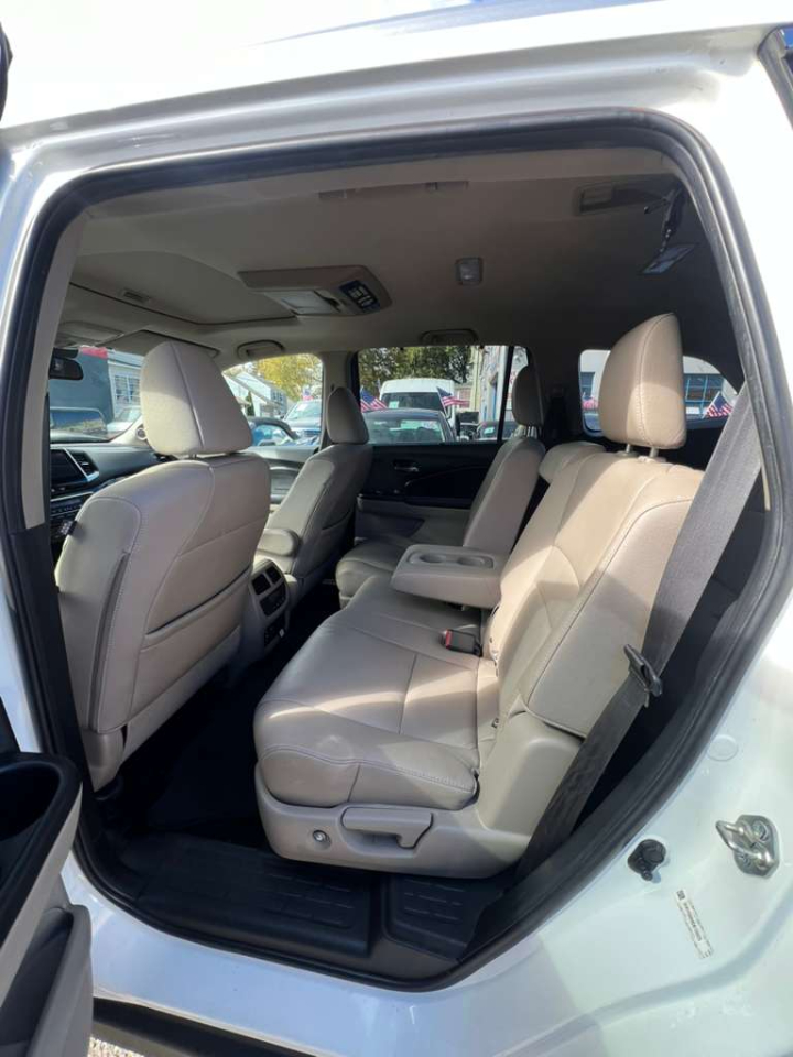 Honda Pilot Touring 4WD 2016 Honda Pilot Touring 4WD 2016