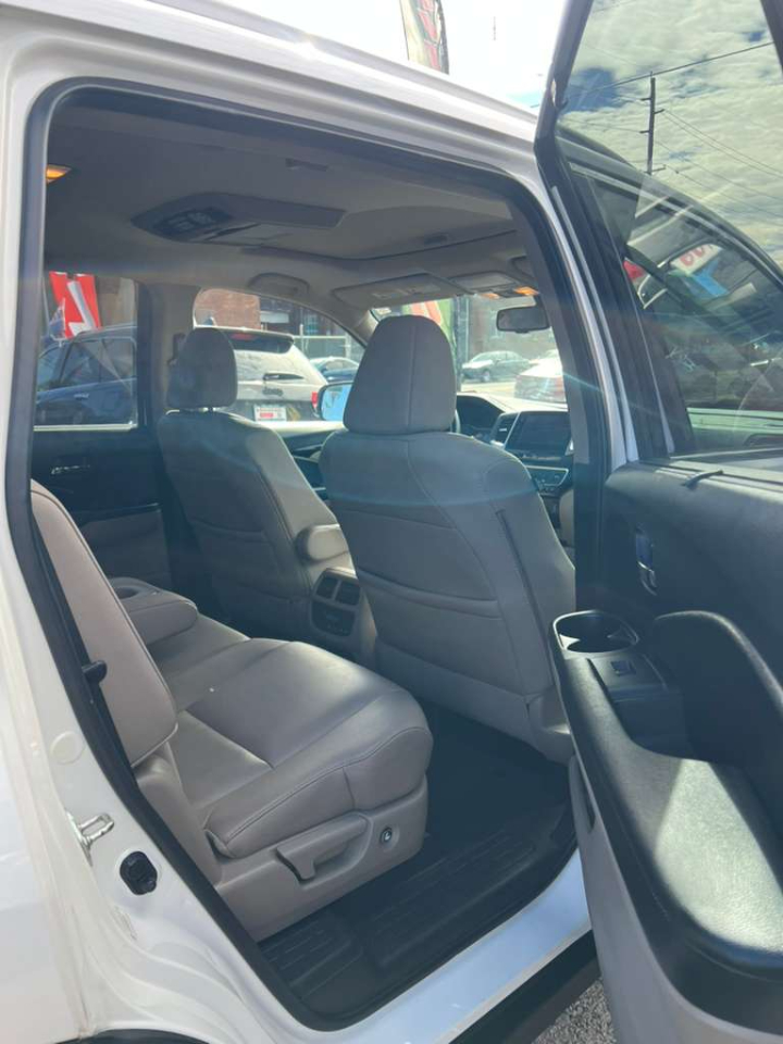 Honda Pilot Touring 4WD 2016 Honda Pilot Touring 4WD 2016