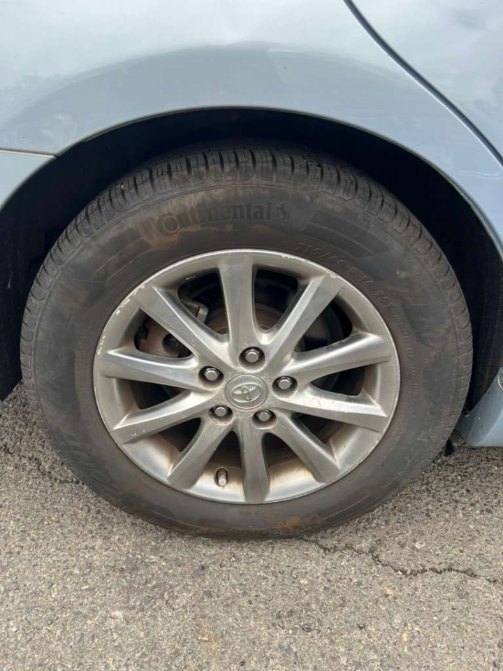 Toyota Camry Hybrid Sedan 2011 Toyota Camry Hybrid Sedan 2011