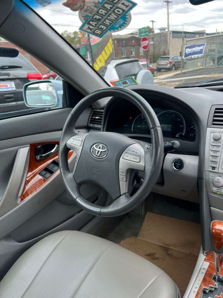 Toyota Camry Hybrid Sedan 2011 Toyota Camry Hybrid Sedan 2011