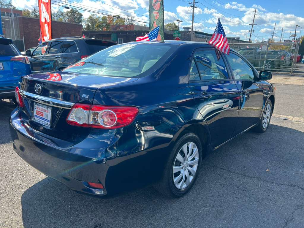 Toyota Corolla S 5-Speed MT 2012 Toyota Corolla S 5-Speed MT 2012