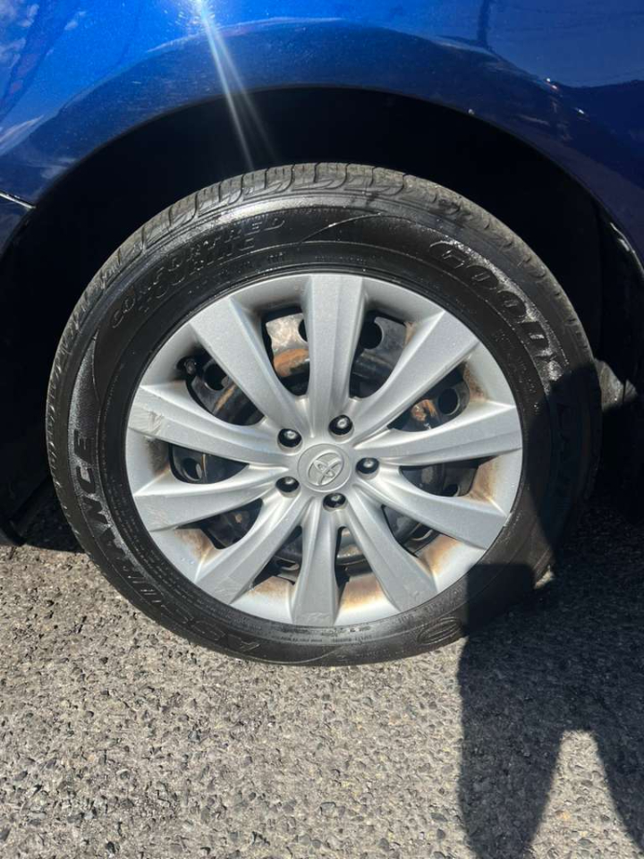 Toyota Corolla S 5-Speed MT 2012 Toyota Corolla S 5-Speed MT 2012