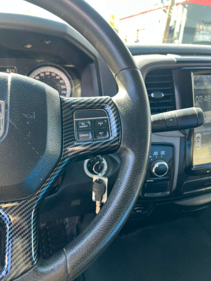 RAM 1500 Express 4x4 Crew Cab 5'7" Box *Ltd Avail* 2014 RAM 1500 Express 4x4 Crew Cab 5'7" Box *Ltd Avail* 2014