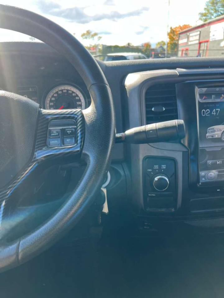 RAM 1500 Express 4x4 Crew Cab 5'7" Box *Ltd Avail* 2014 RAM 1500 Express 4x4 Crew Cab 5'7" Box *Ltd Avail* 2014