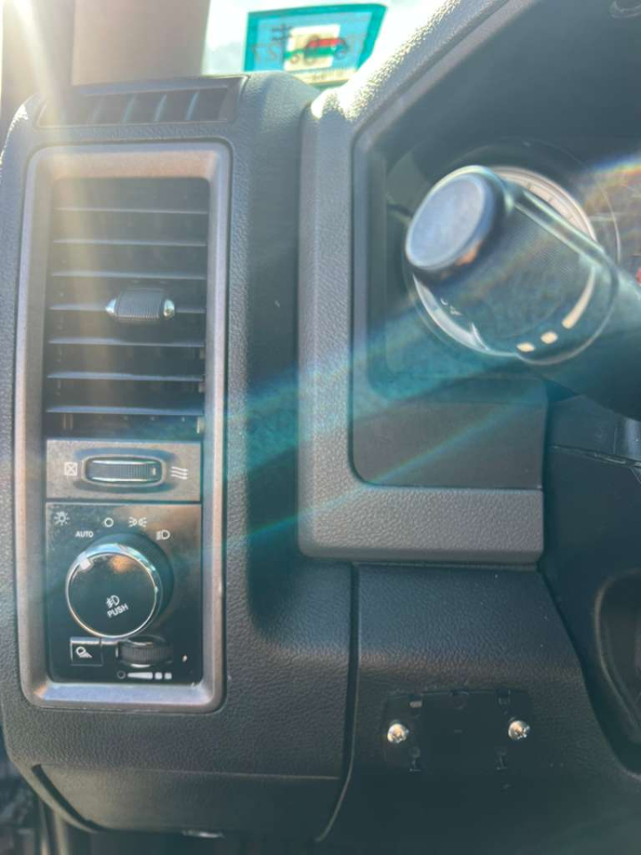 RAM 1500 Express 4x4 Crew Cab 5'7" Box *Ltd Avail* 2014 RAM 1500 Express 4x4 Crew Cab 5'7" Box *Ltd Avail* 2014