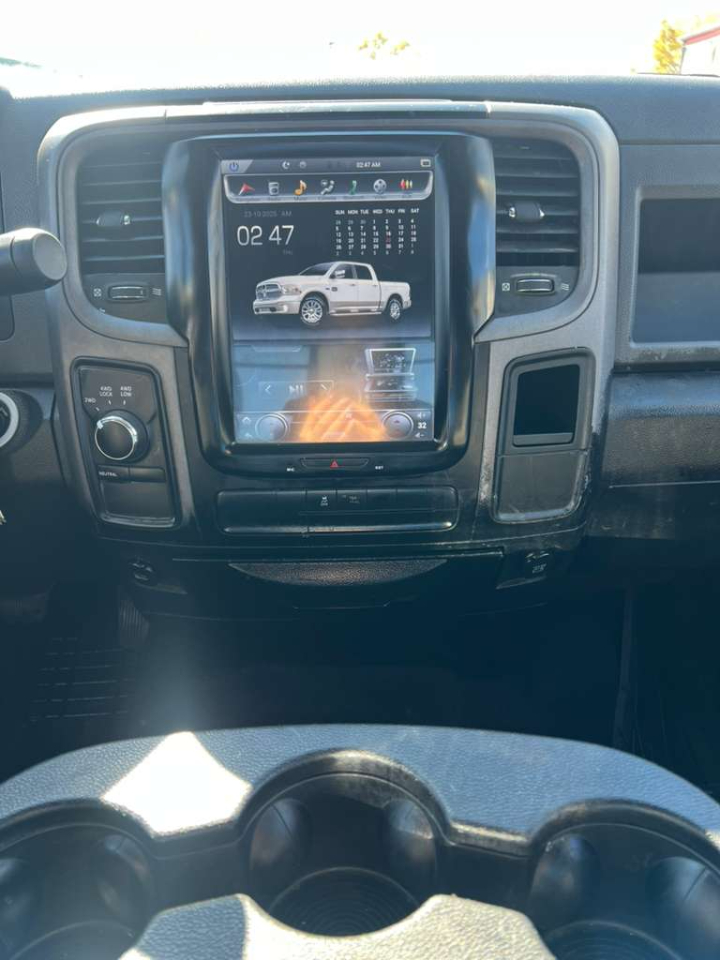 RAM 1500 Express 4x4 Crew Cab 5'7" Box *Ltd Avail* 2014 RAM 1500 Express 4x4 Crew Cab 5'7" Box *Ltd Avail* 2014