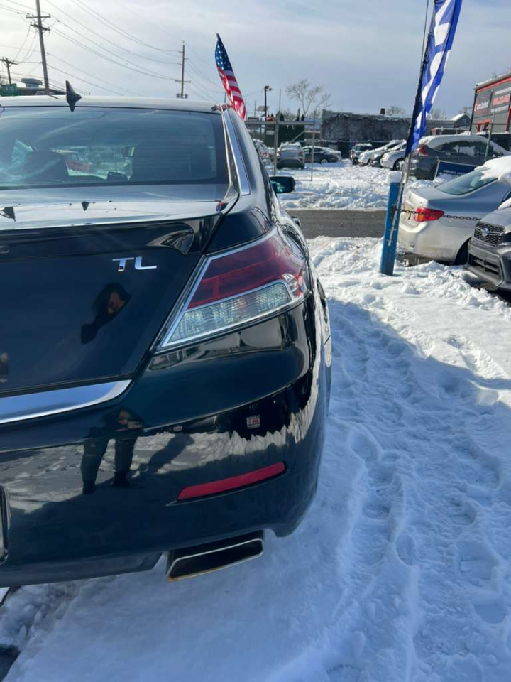 Acura TL 6-Speed AT with Advance Package 2013