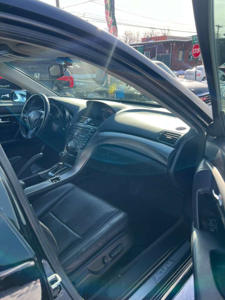 Acura TL 6-Speed AT with Advance Package 2013