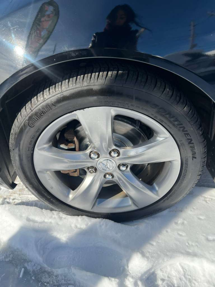 Acura TL 6-Speed AT with Advance Package 2013